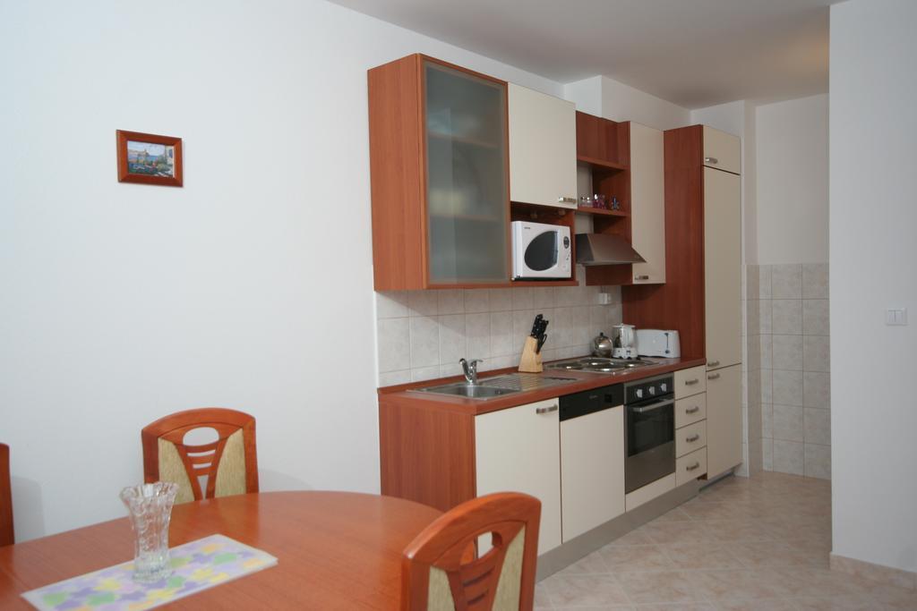 Apartments Mavarcica Trogir Bilik gambar